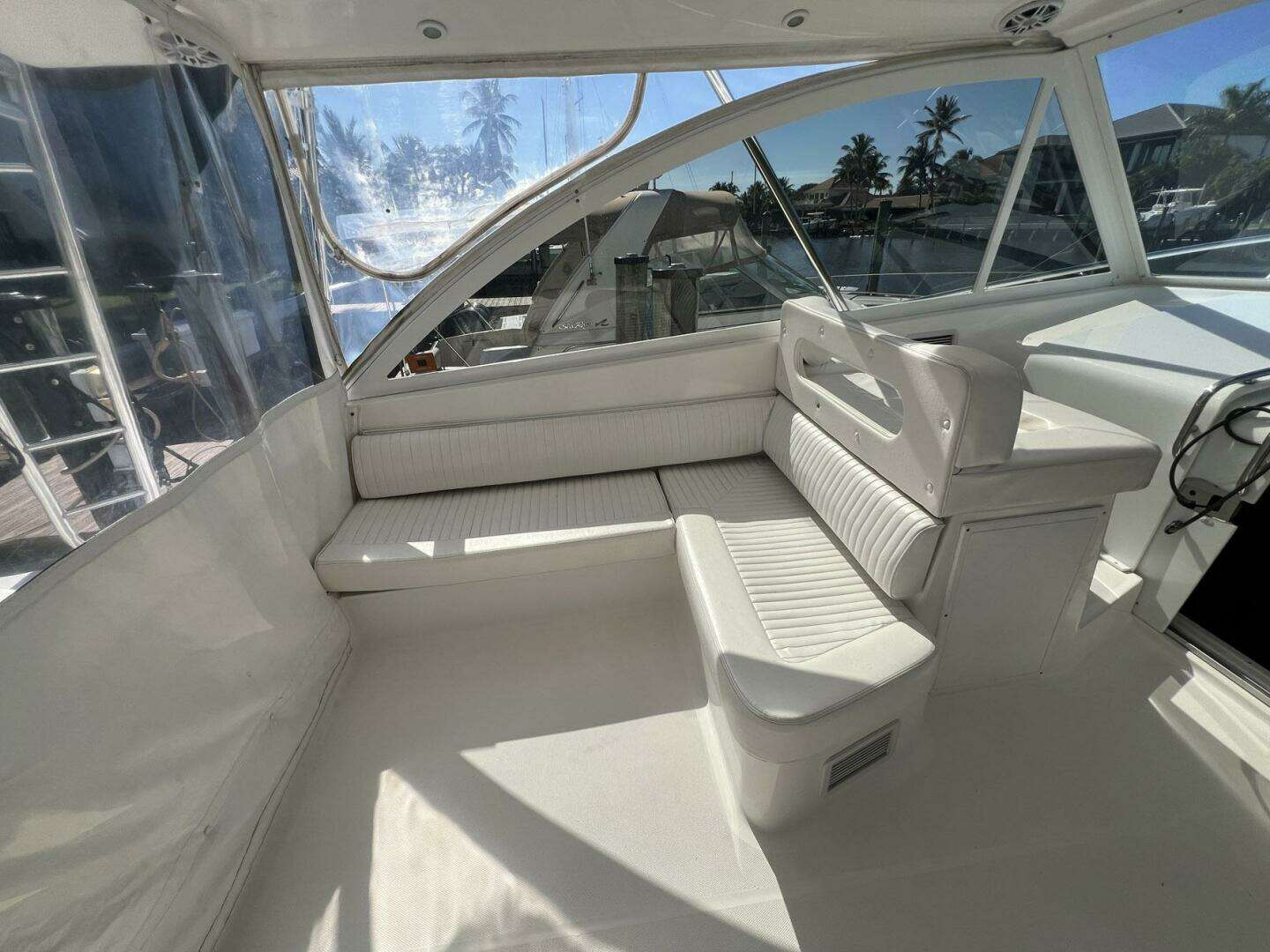 2007 Luhrs 41 Hardtop Express - Image 16