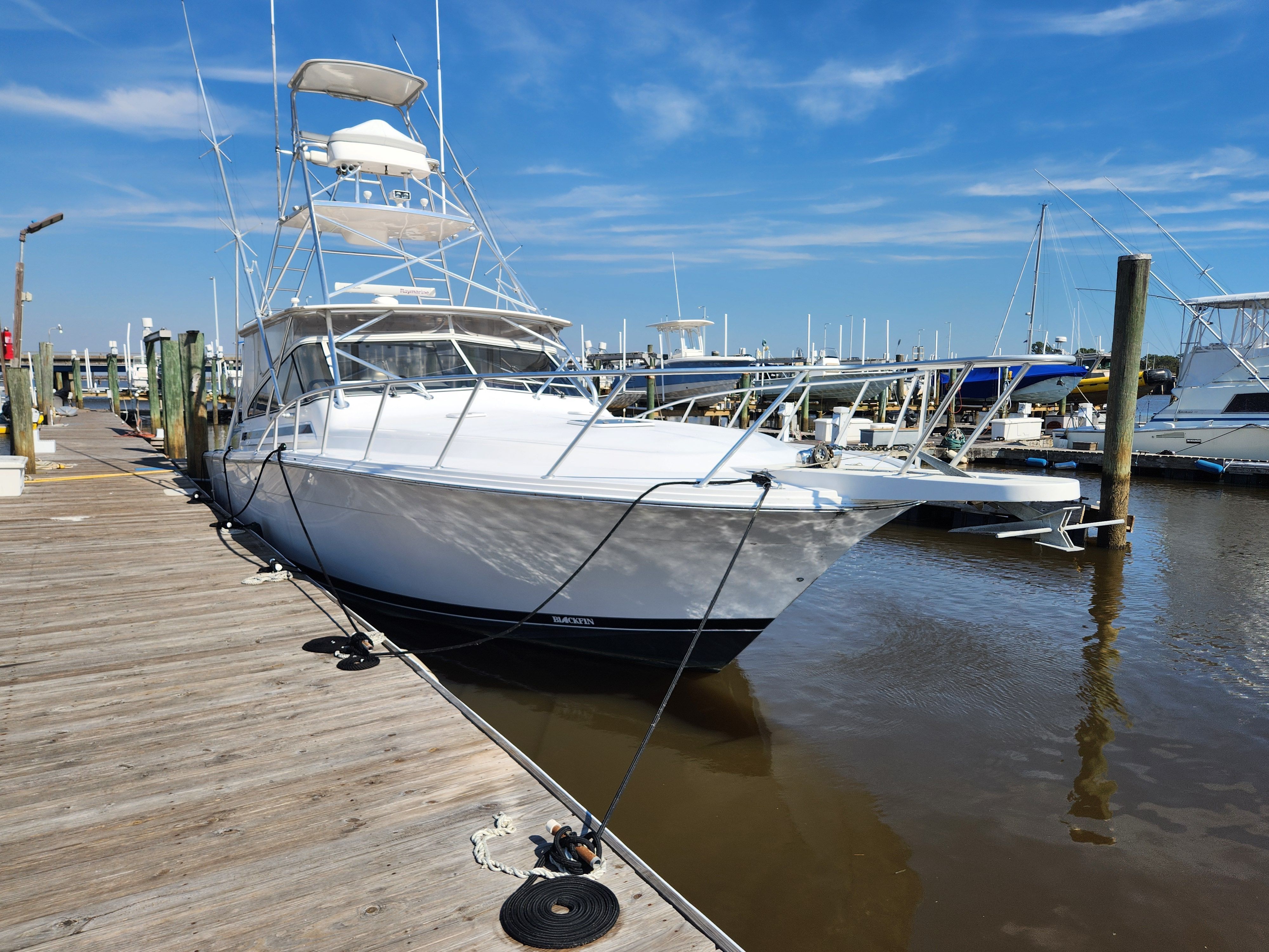 1998 Blackfin Express - 13
