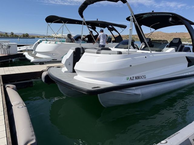 2026 Paradigm 28R - 18