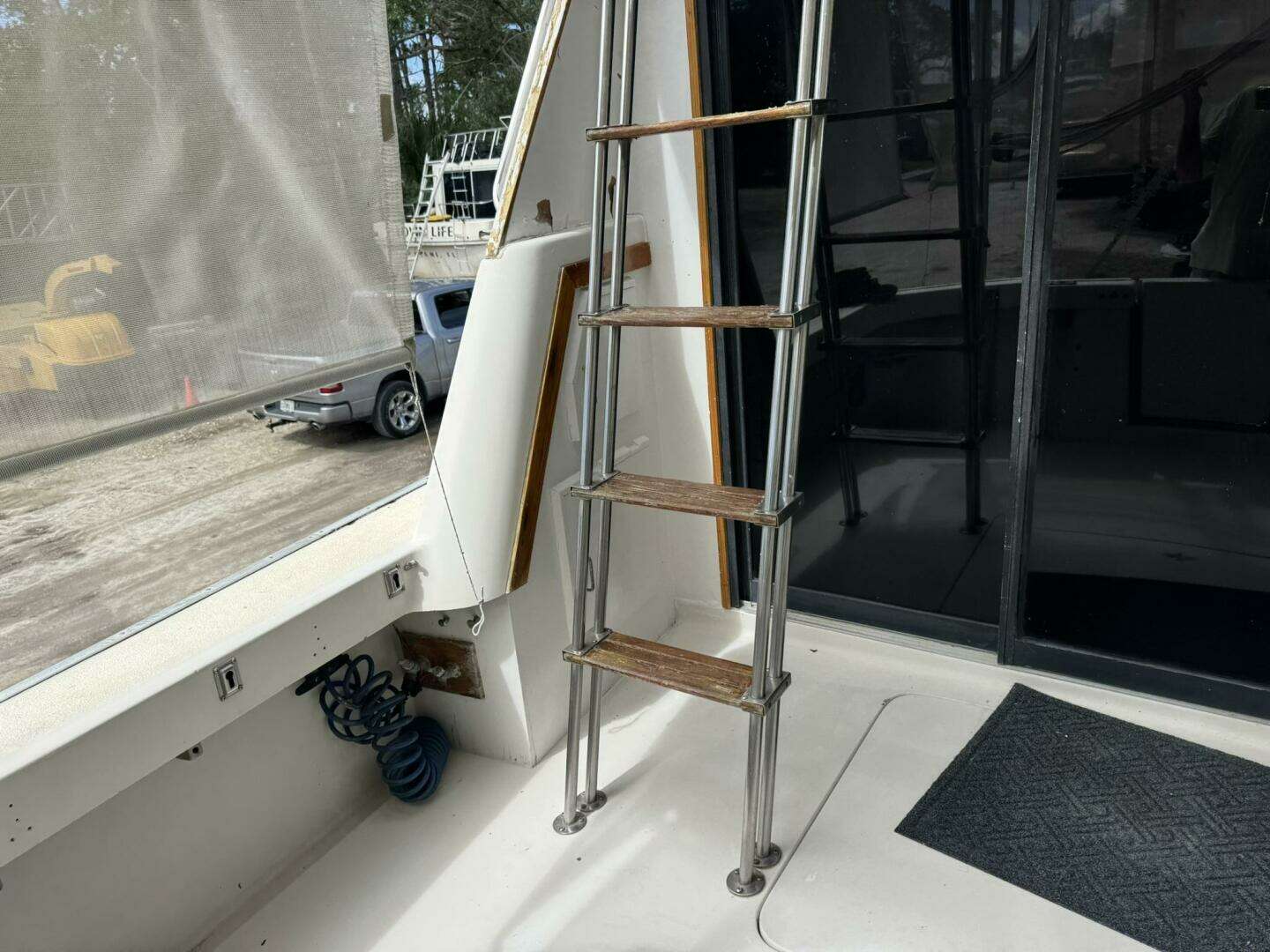 1984 Mainship 34 MK 111 - Image 8