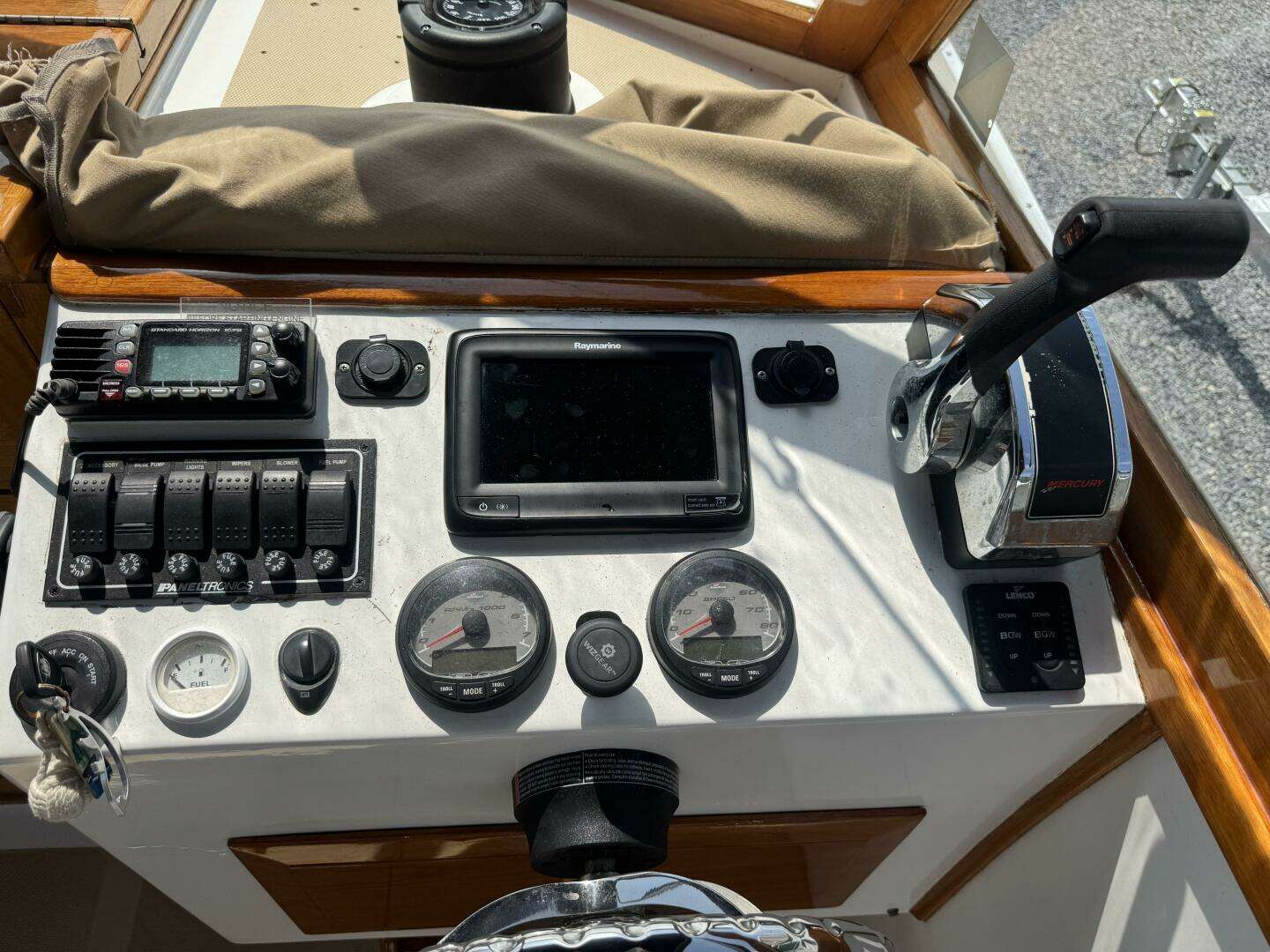 1984 Surf-Hunter Surfhunter 25 - Image 17