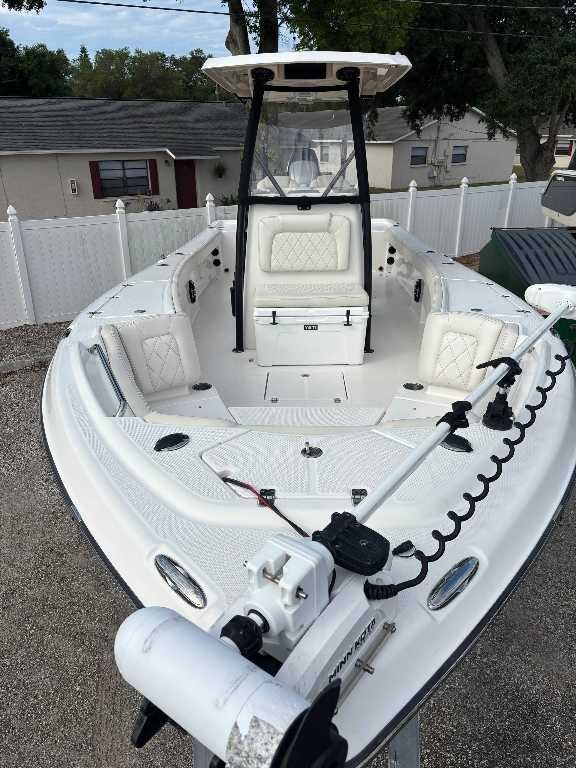 2021 Blue Wave 2800 Makaira - 18