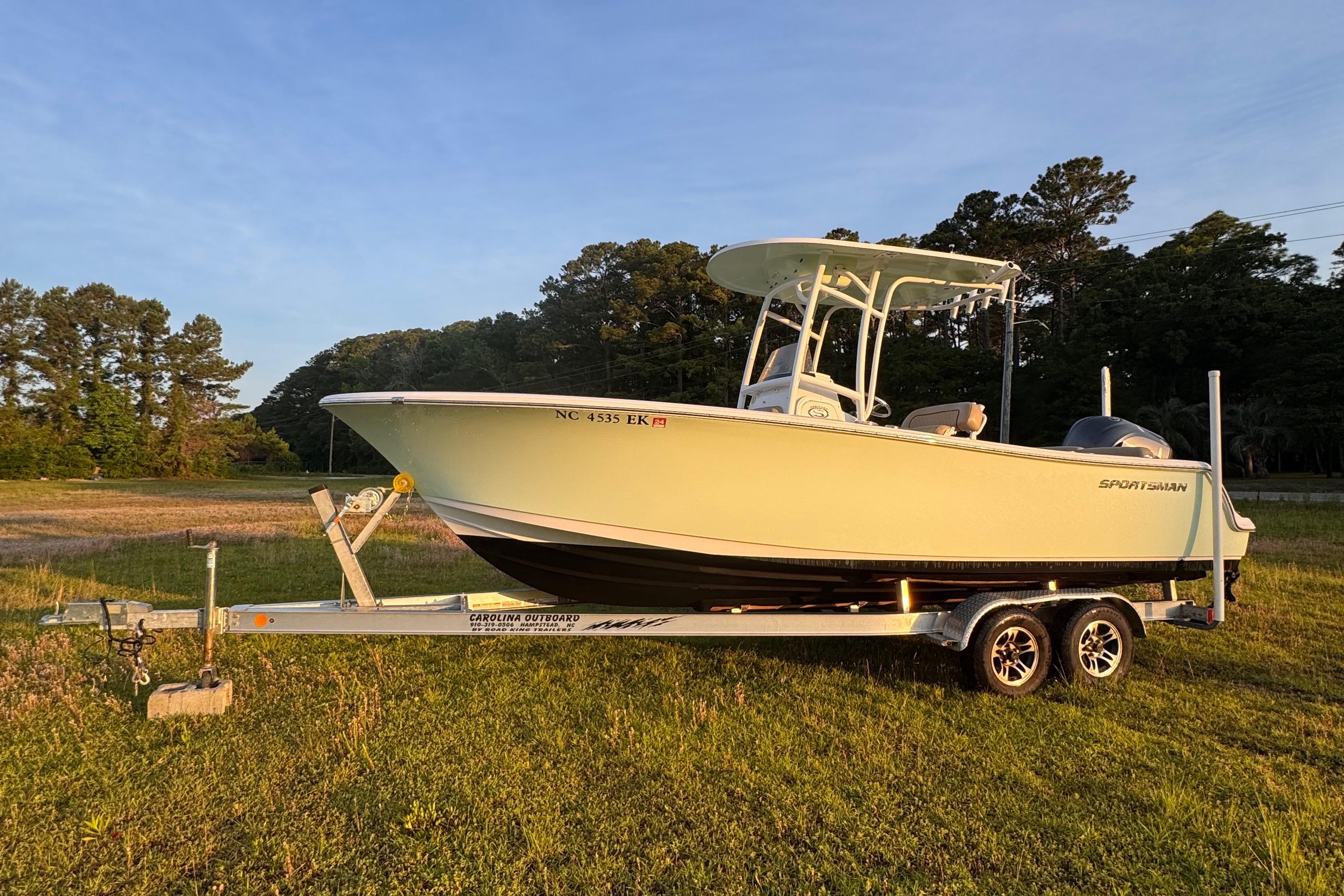 2019 Sportsman Heritage 231 Center Console