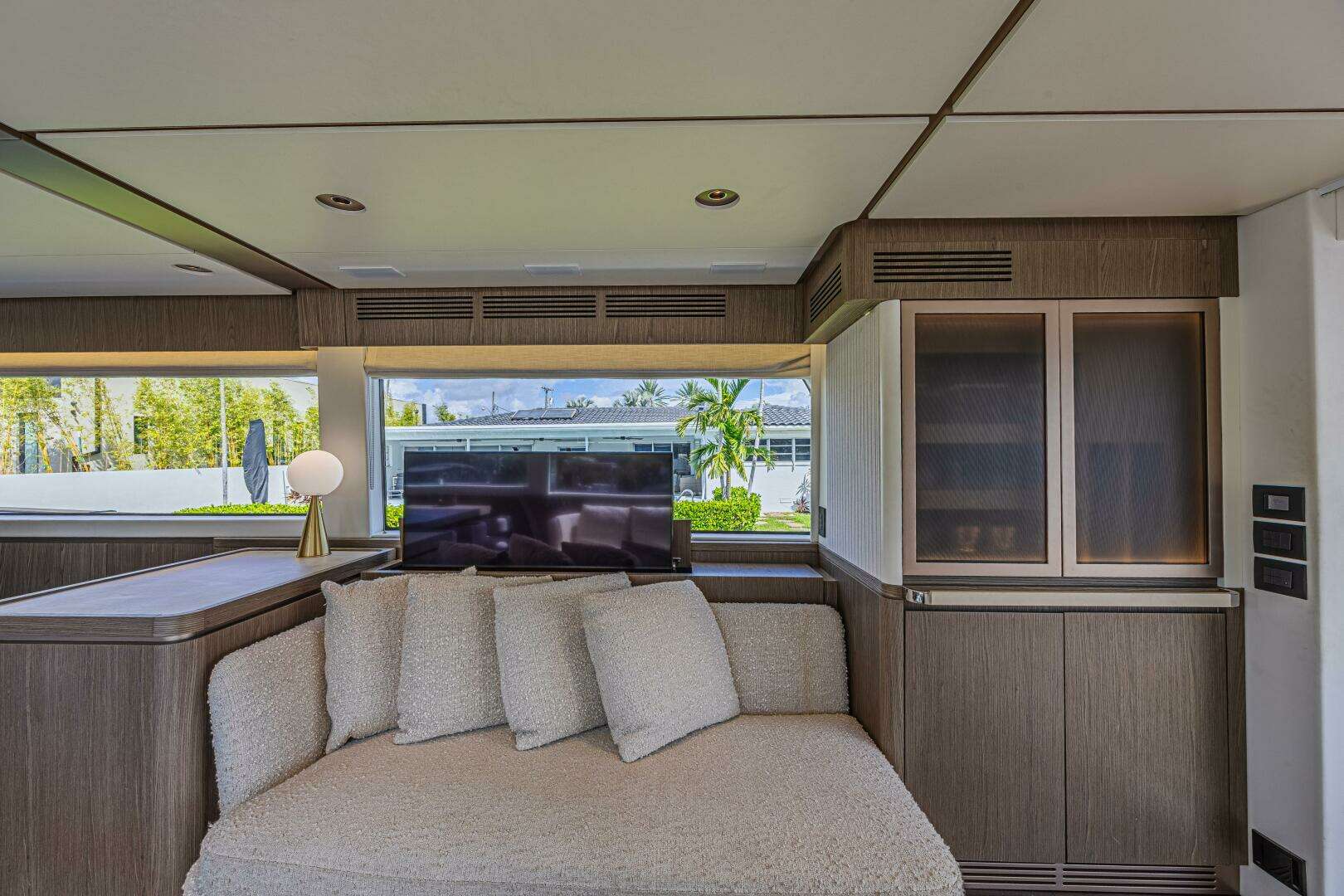 2022 Azimut Magellano 66 - Image 7