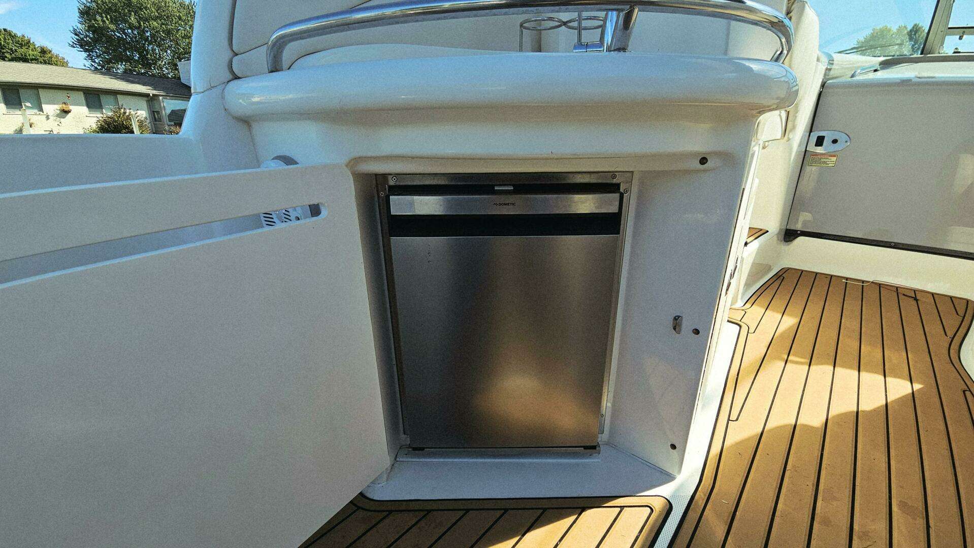2003 Sea Ray 340 Sundancer - Image 15