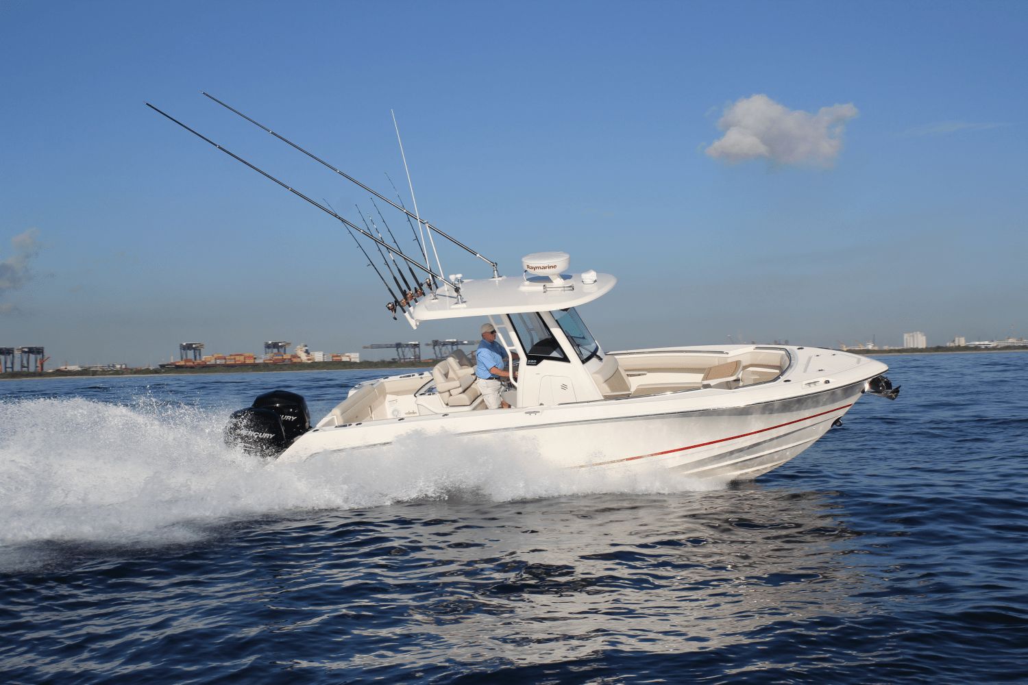 2026 Boston Whaler 280 Outrage - 97