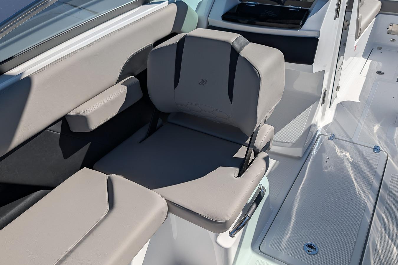 2026 Four Winns H6 OB boat interior with sleek, modern seating design.
