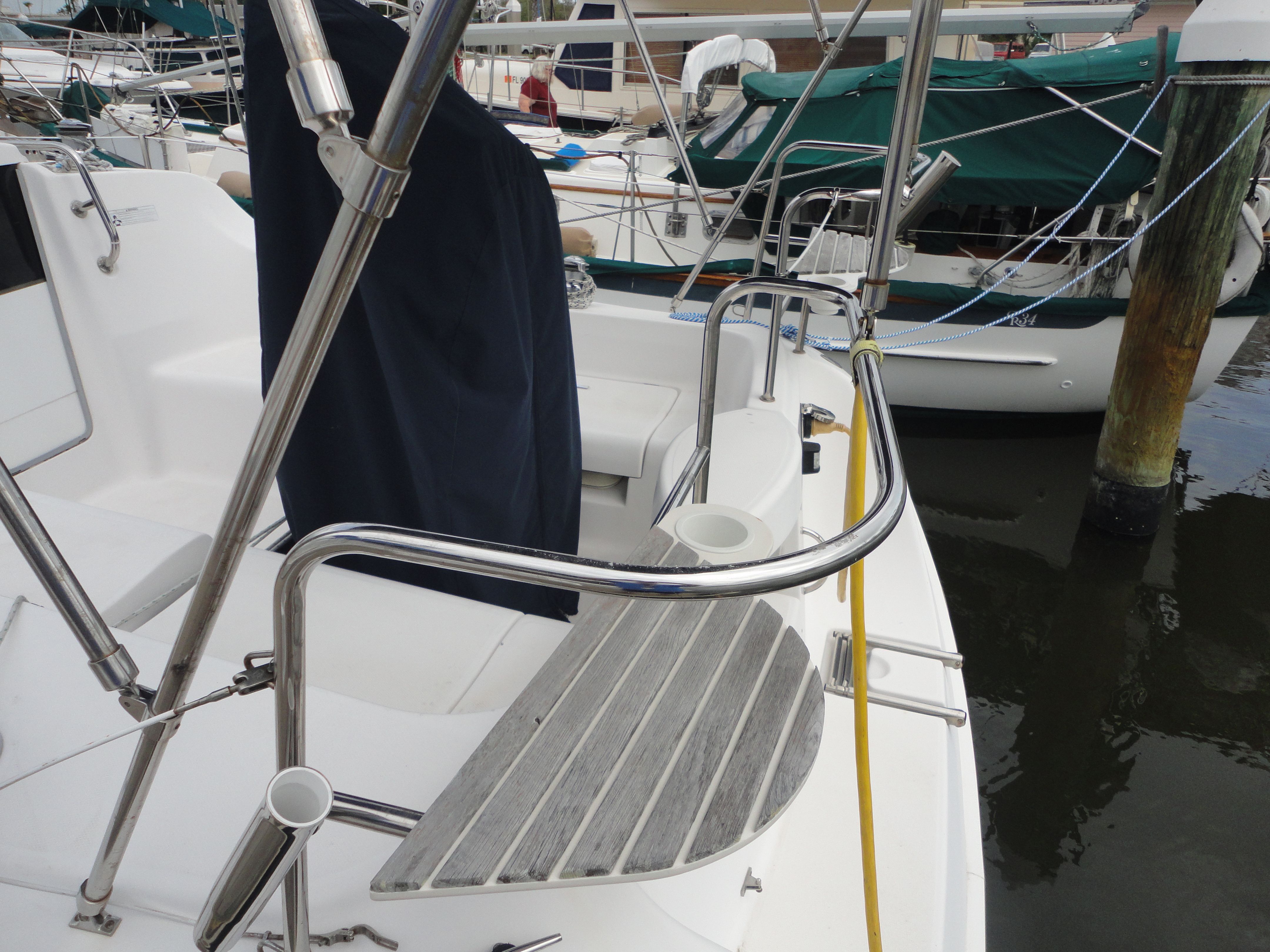 2013 Marlow-Hunter Hunter 27 - 17
