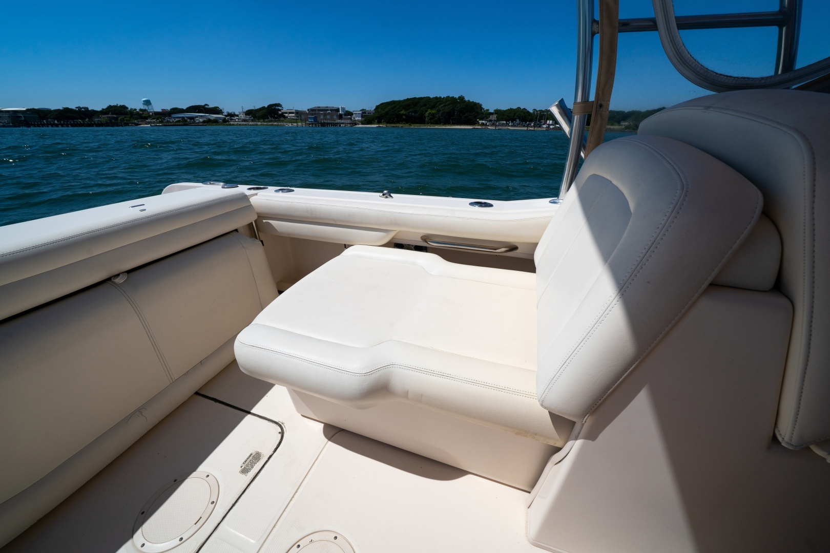 2017 Grady-White 235 Freedom - Image 16