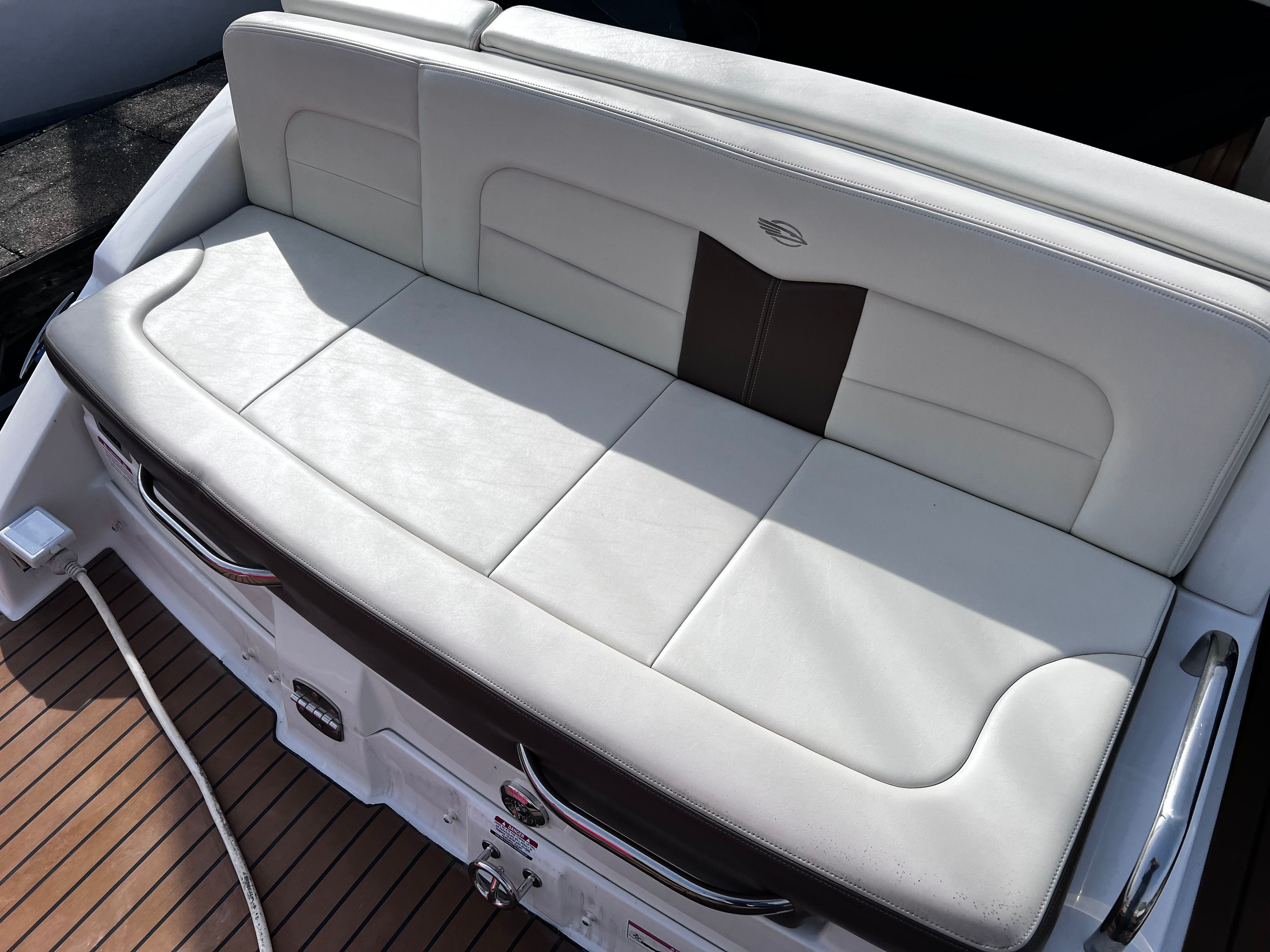 2017 Chaparral 337 SSX - 21