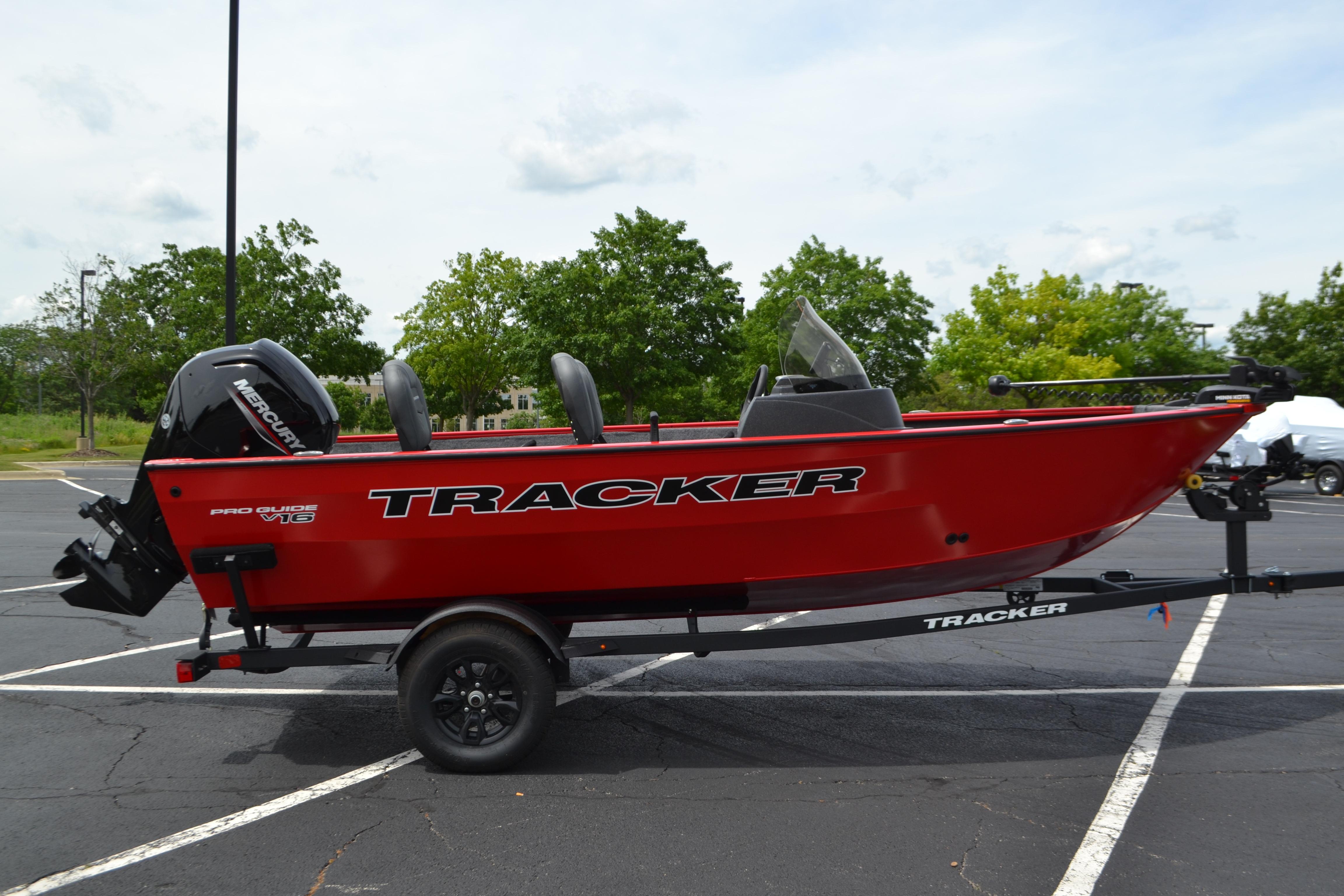 2026 Tracker Pro Guide V-16 SC