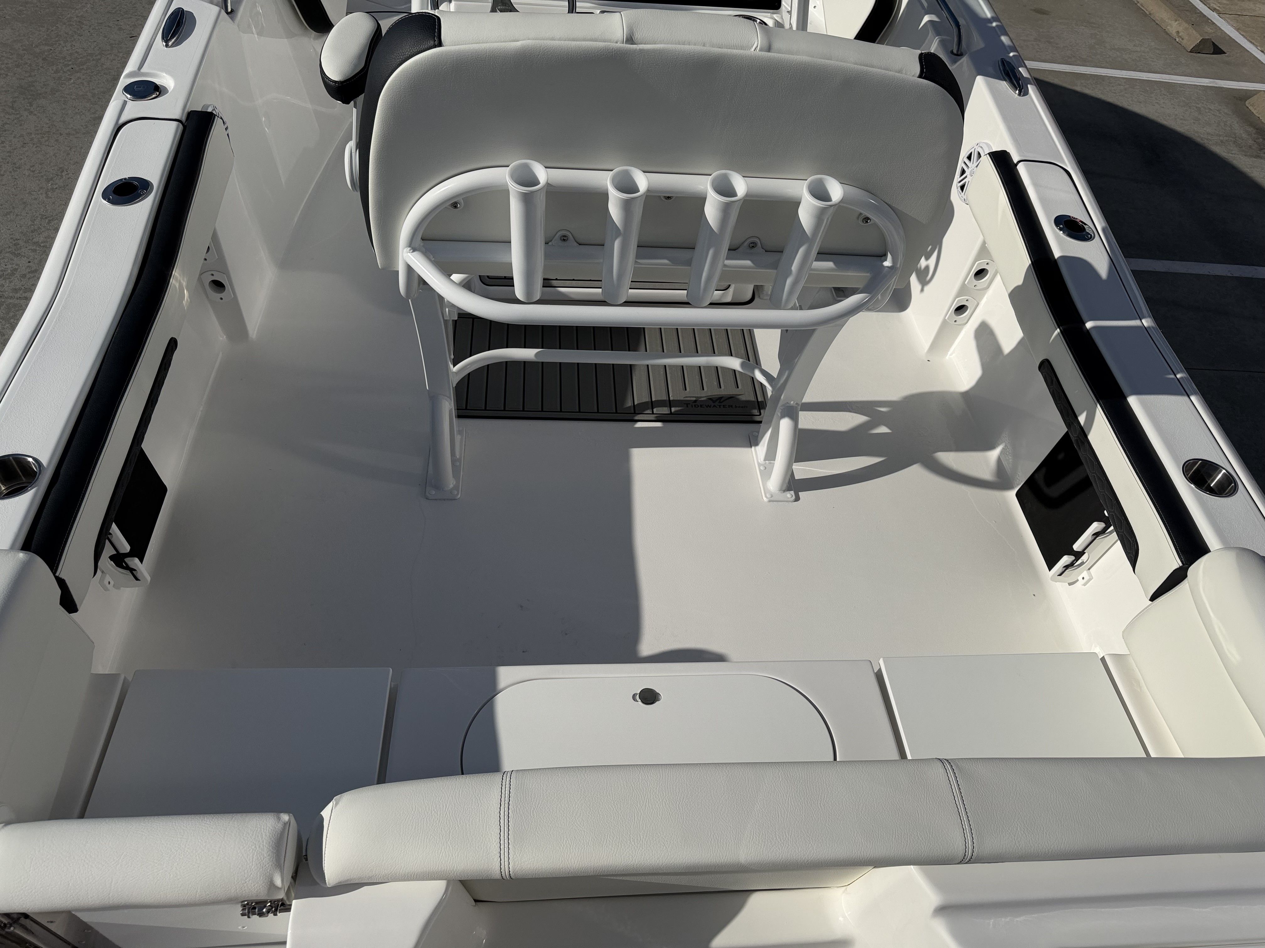 2026 Tidewater 220 LXF - 11