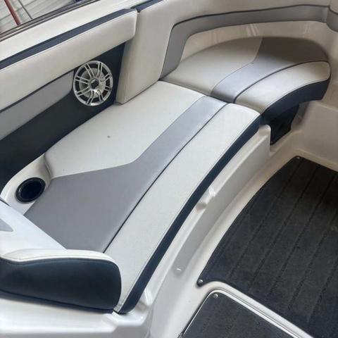 2015 Yamaha Boats 212X - 11