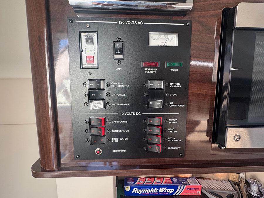 Electrical control panel on a 2015 Sea Ray 260 Sundancer boat.