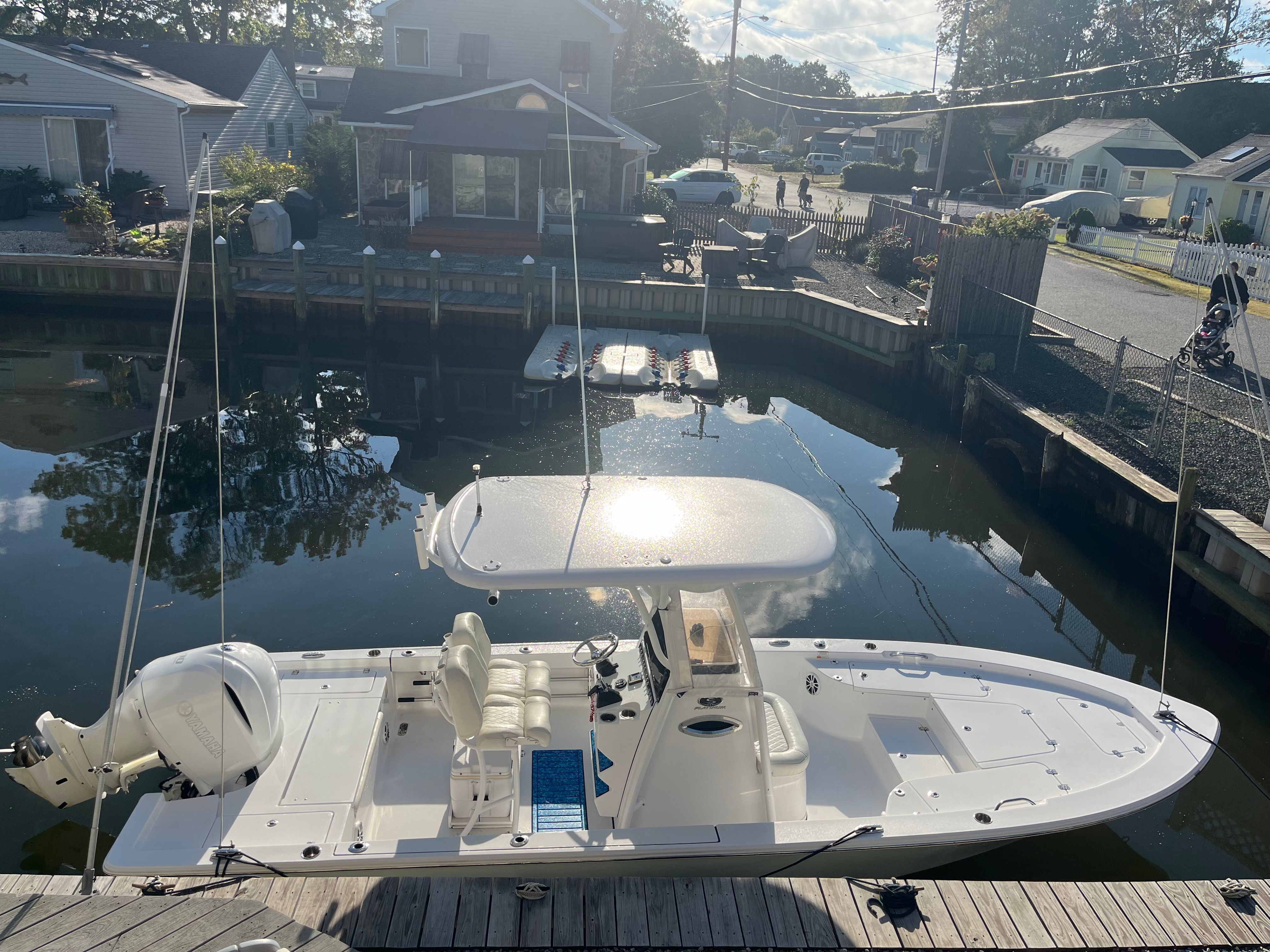 2018 Sportsman Masters 247 Bay Boat - 6