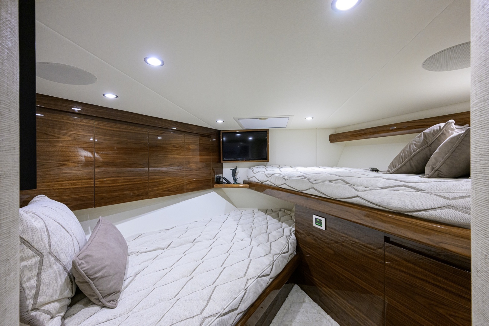2024 Viking 54 Convertible - Image 19