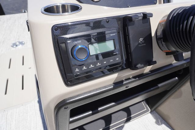 2025 SunCatcher Select 324RC - 14