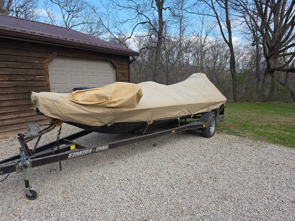 1989 Stratos 268 DC bass boat - 13