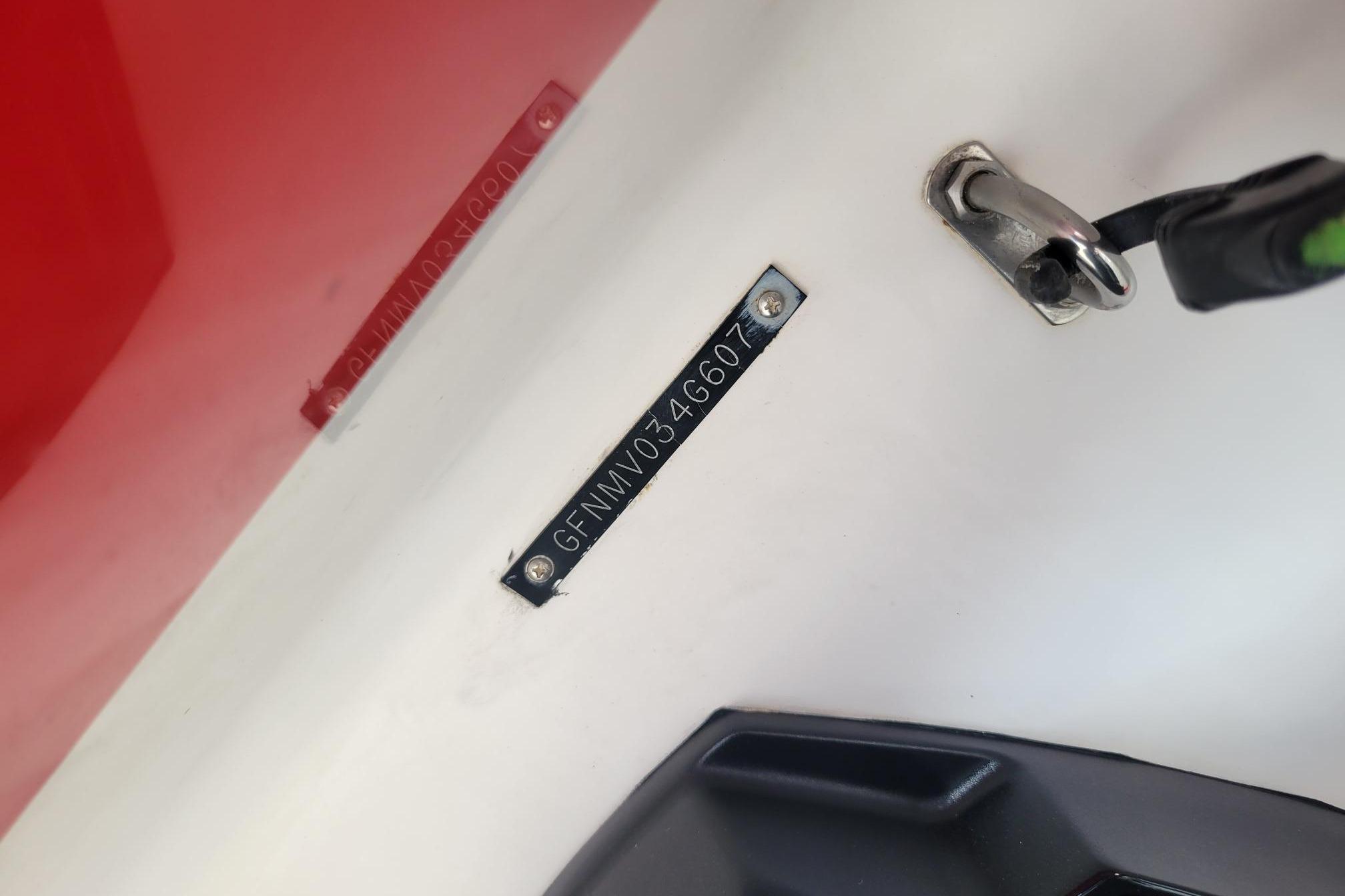 2007 Four Winns 200 Horizon boat identification plate with serial number.