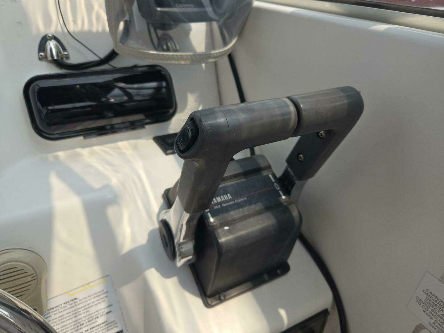 2000 Wellcraft 230 Coastal - Image 3