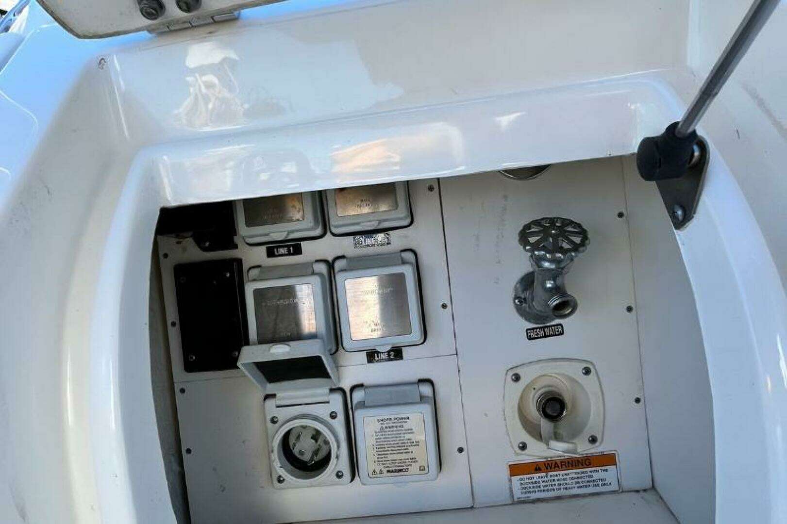 2014 Sea Ray Sundancer 350 - Image 33