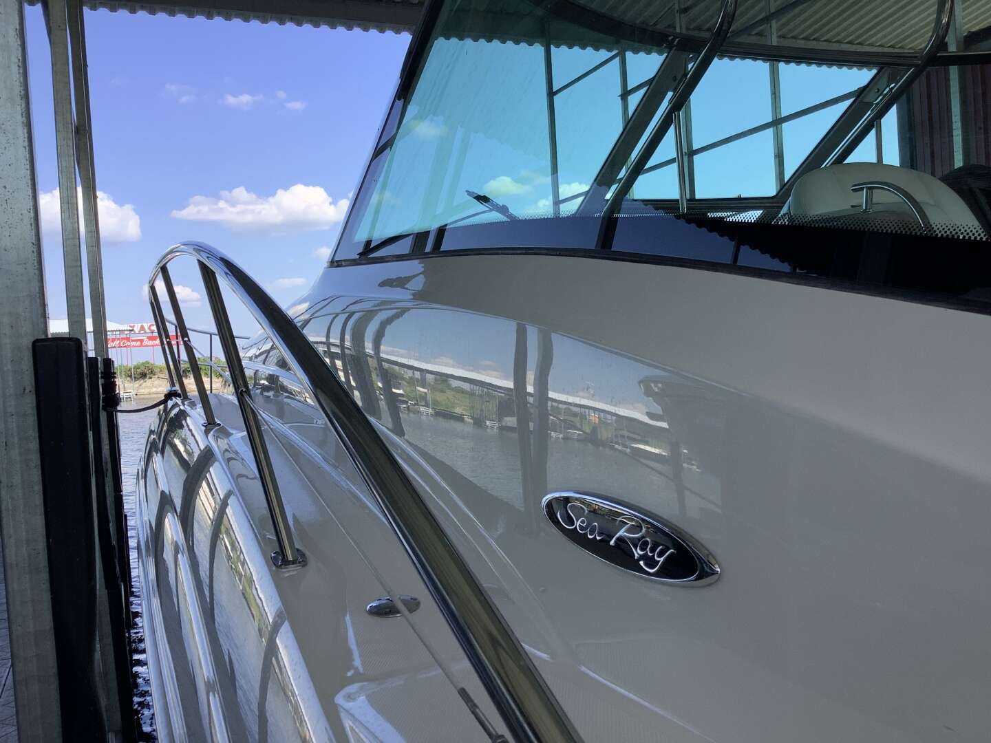 2007 Sea Ray 52 SUNDANCER - Image 11