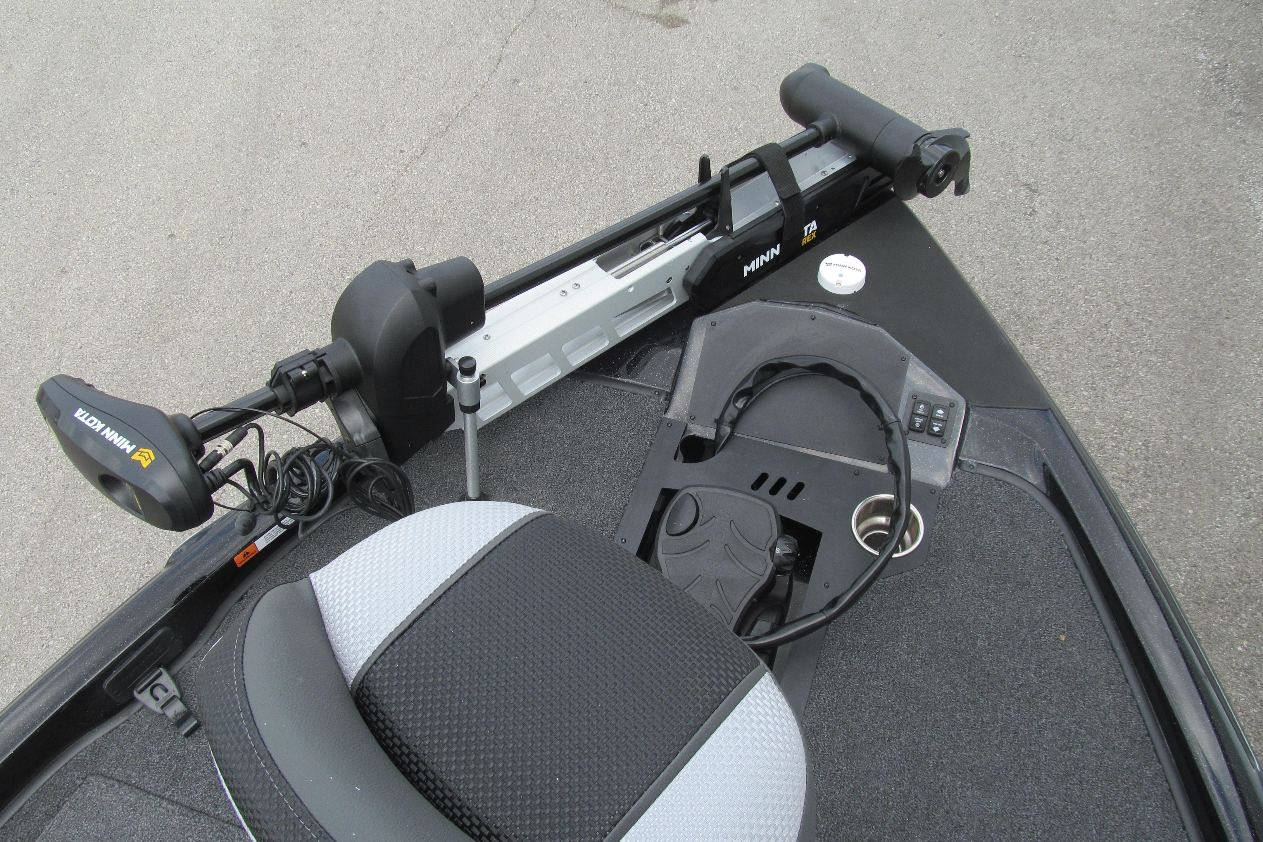 2026 Ranger Z185 boat deck with Minn Kota trolling motor and seating.