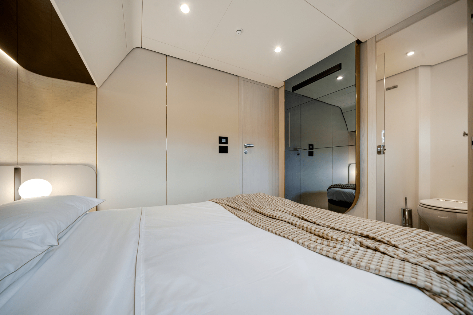 2026 Azimut Fly 78 - Image 57