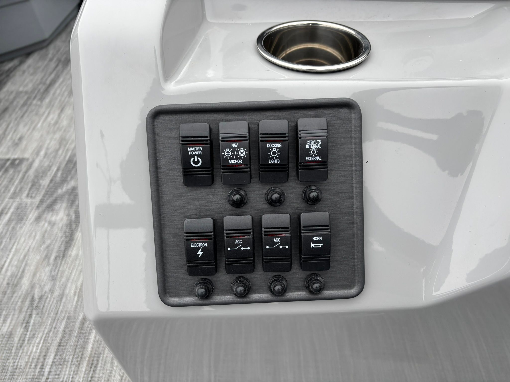 2027 Bentley Pontoons 223 Bolt - 17