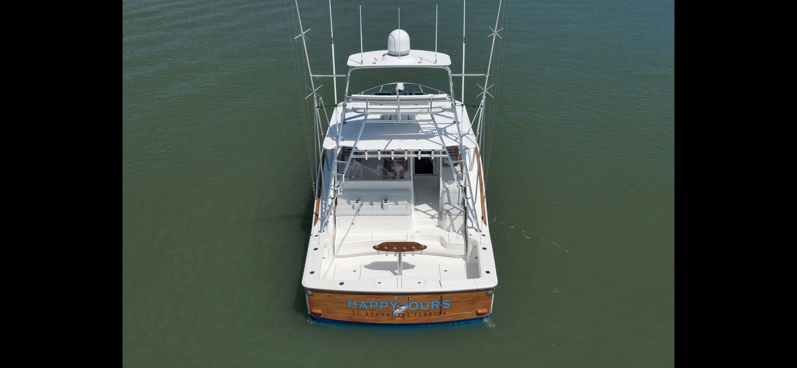 Mag Bay 42 Express 2022 on calm water.