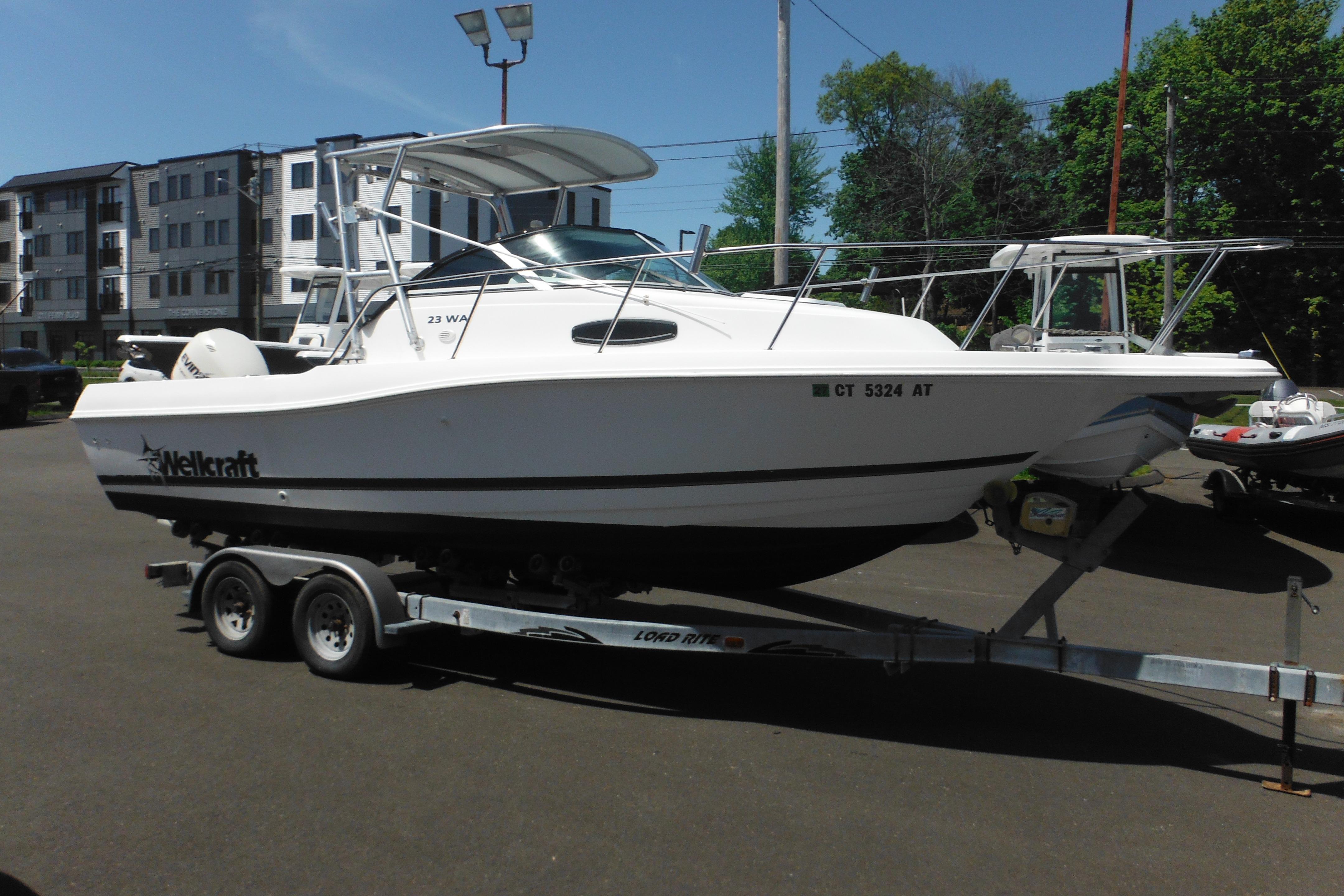 1998 Wellcraft 23 Excel