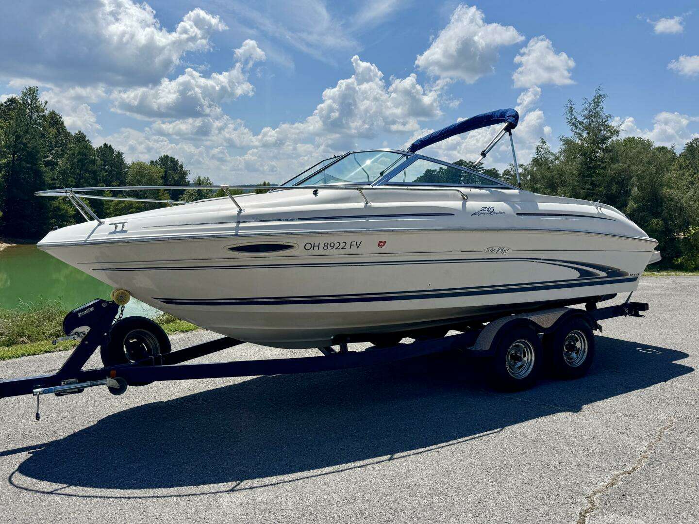 1999 Sea Ray 215 Express Cruiser - Image 18