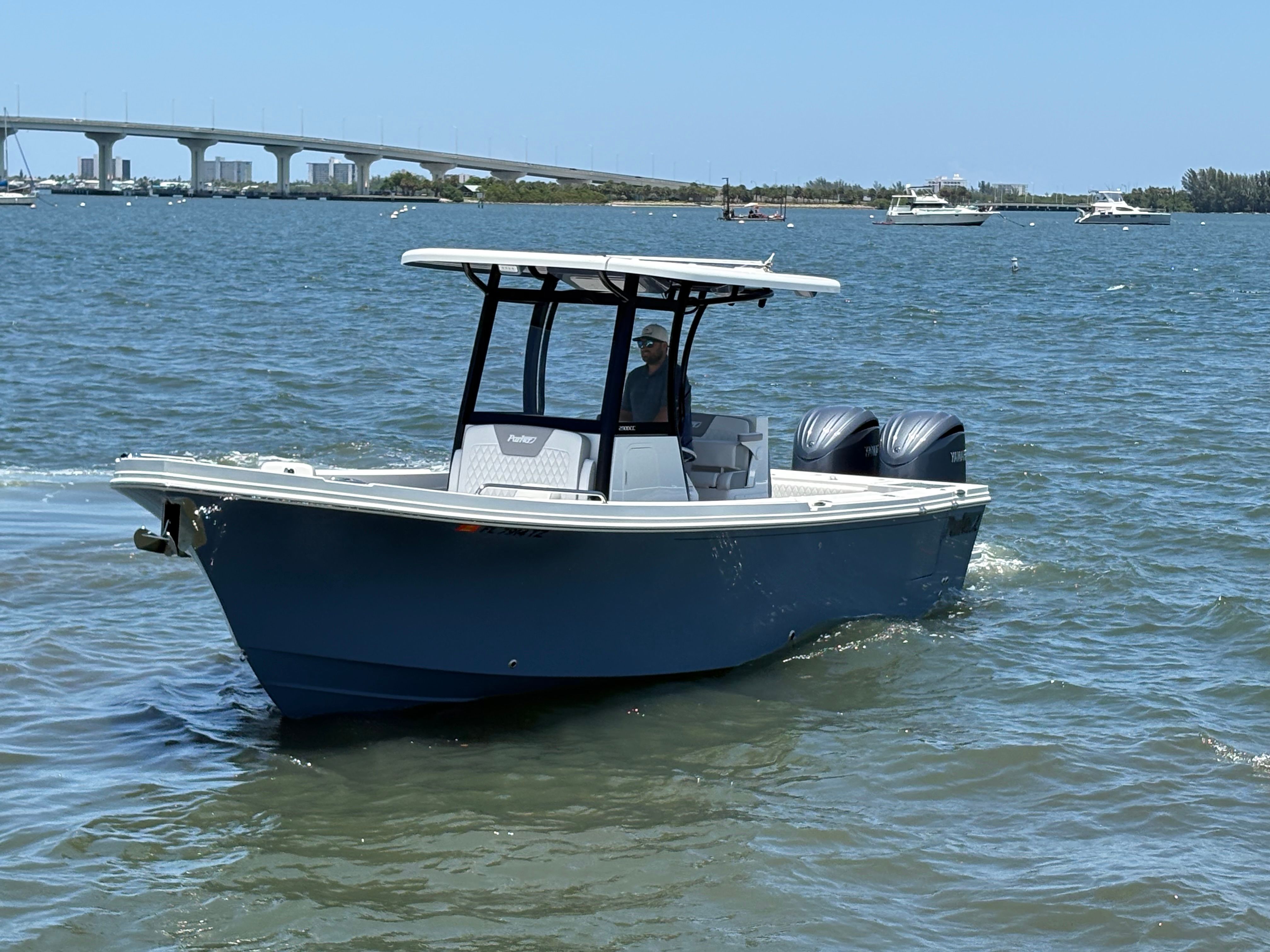 2025 PARKER 2900 CC - Image 2