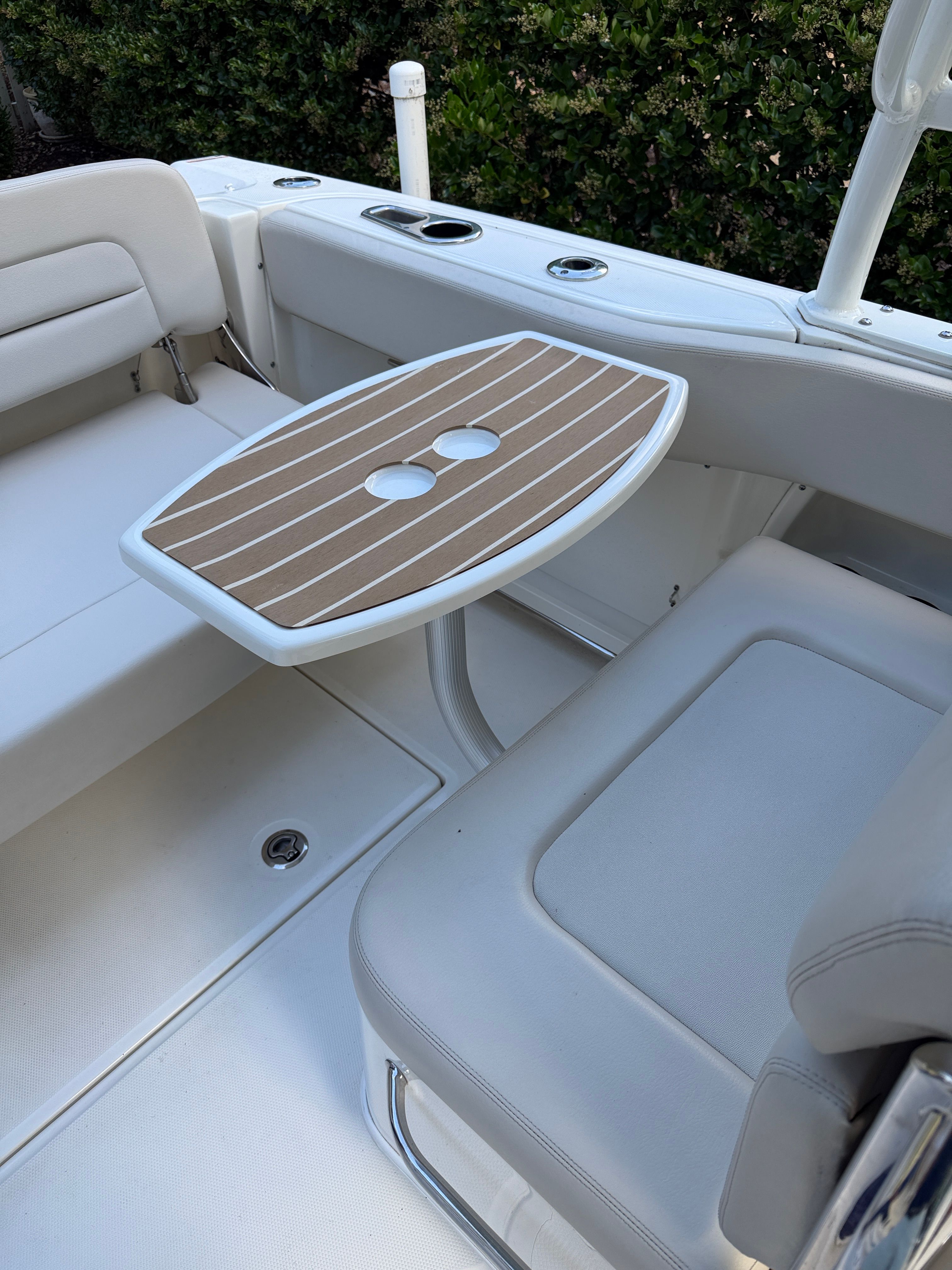 2020 Boston Whaler Vantage 230 - 16