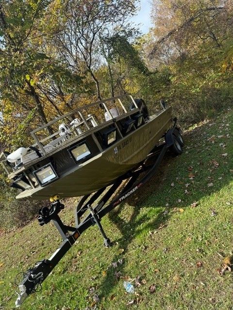 2022 Tracker Grizzly 2072 CC Sportsman - 16
