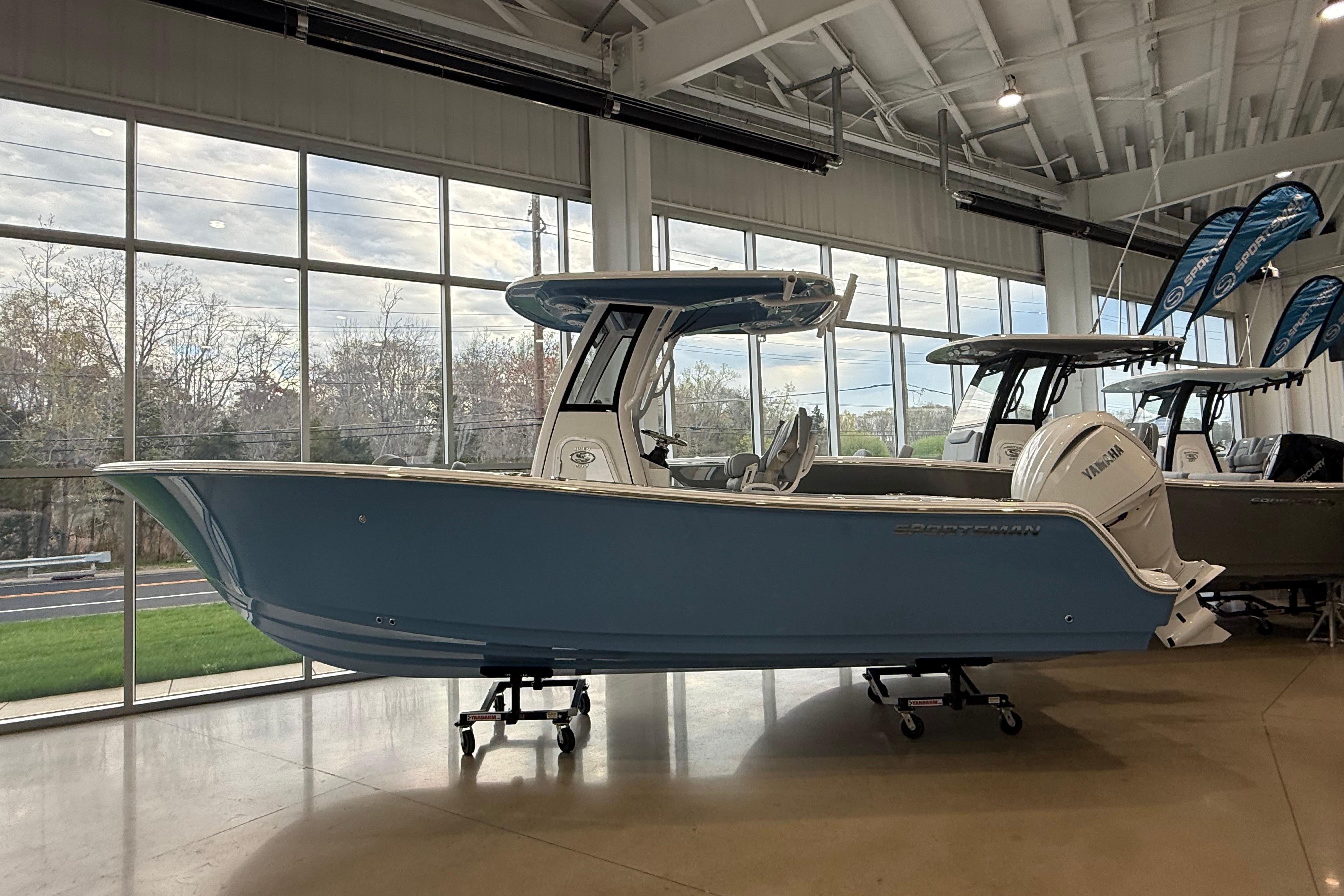 2026 Sportsman Open 232 Center Console