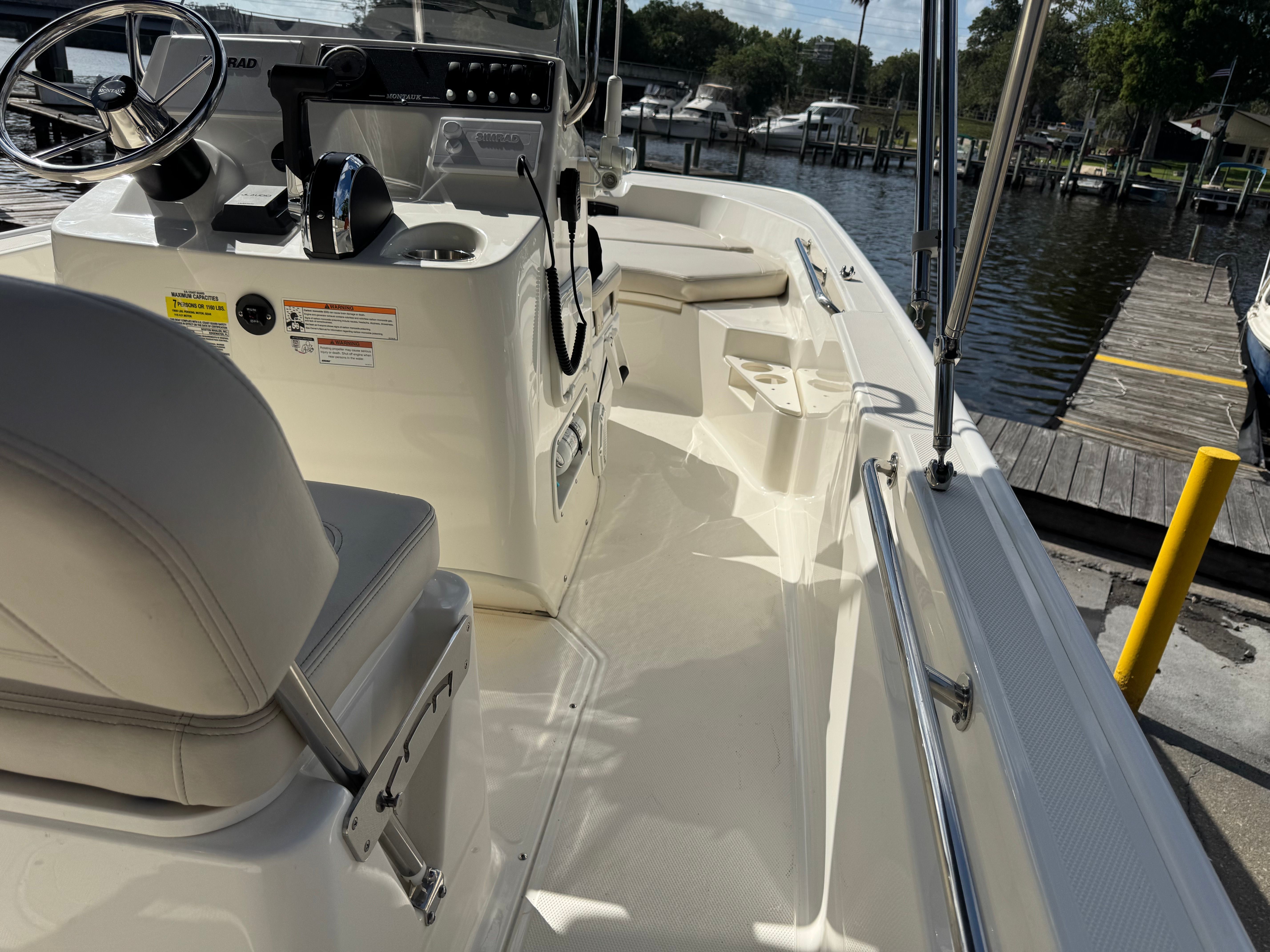 2023 Boston Whaler 170 Montauk - 5