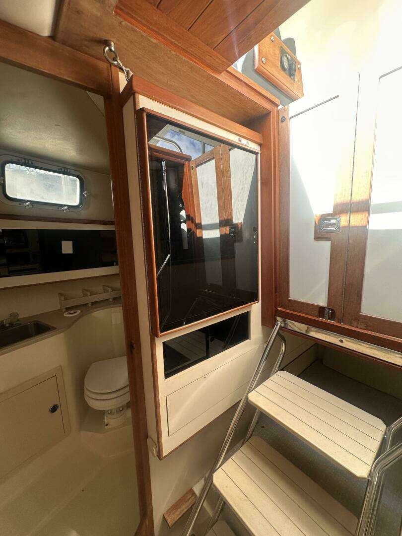 1996 Albin 31 Tournament Express - Image 28