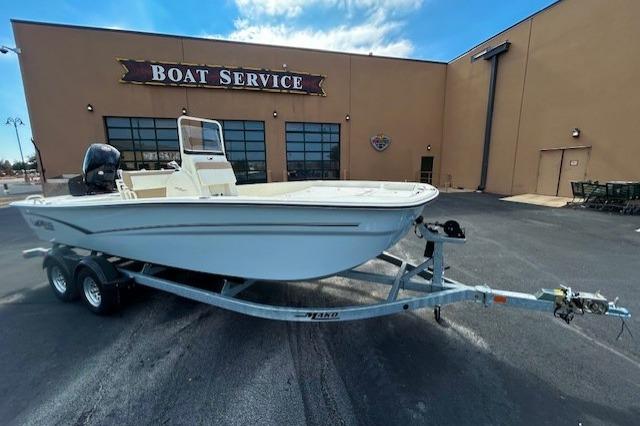2026 Mako Pro Skiff 19 CC