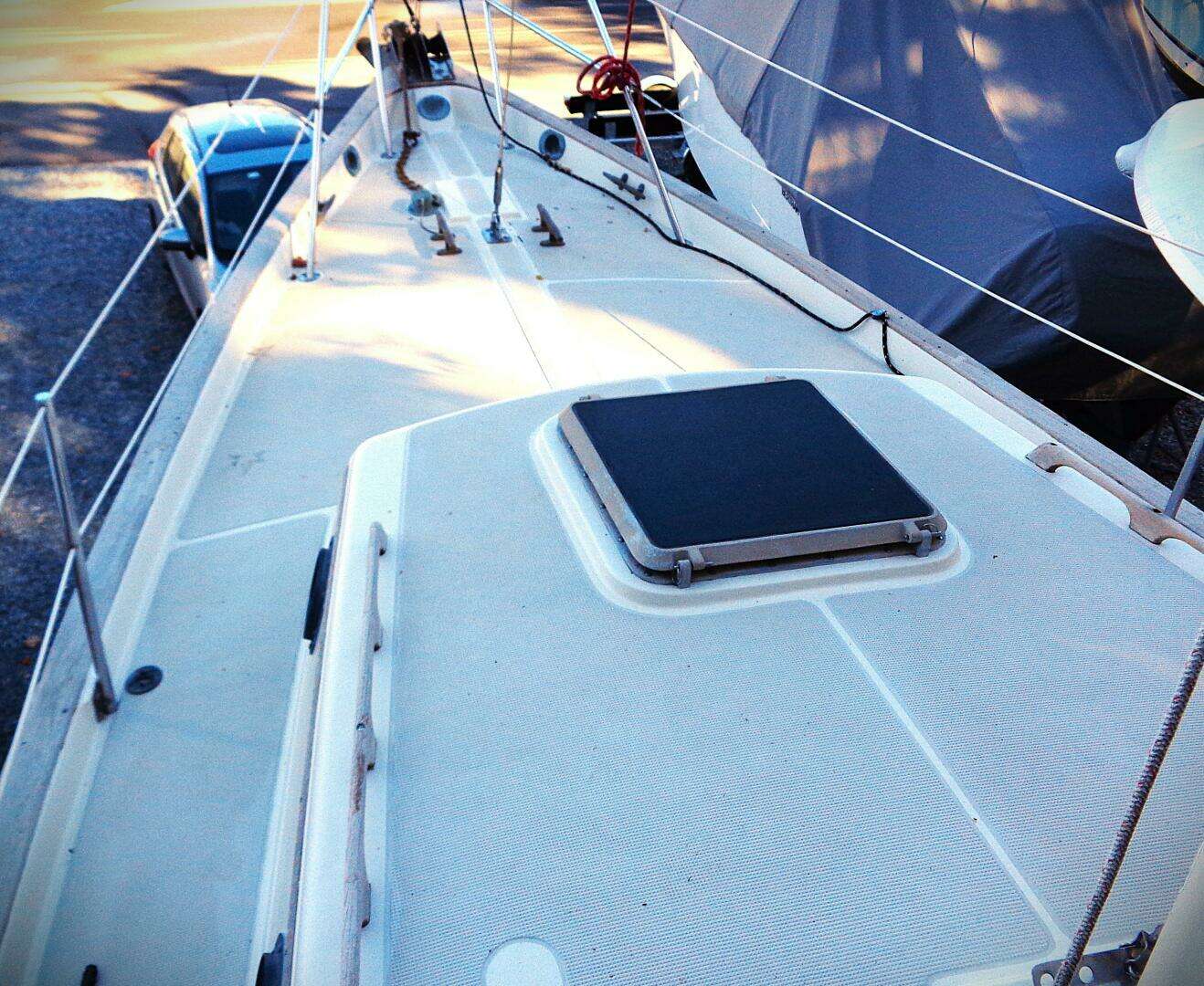 1983 Pacific Seacraft 37 - Image 13