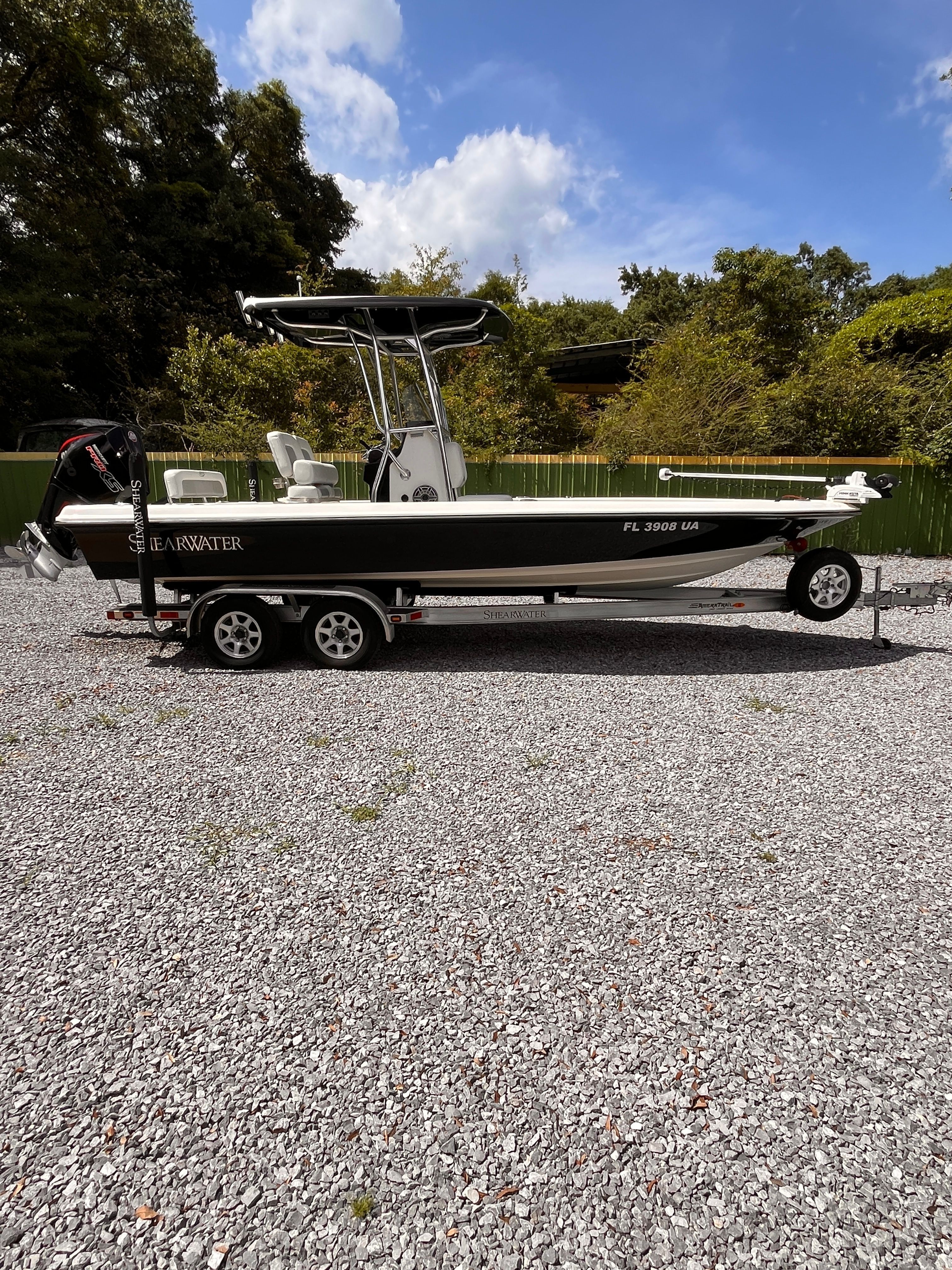 2021 ShearWater 23LTZ - 64