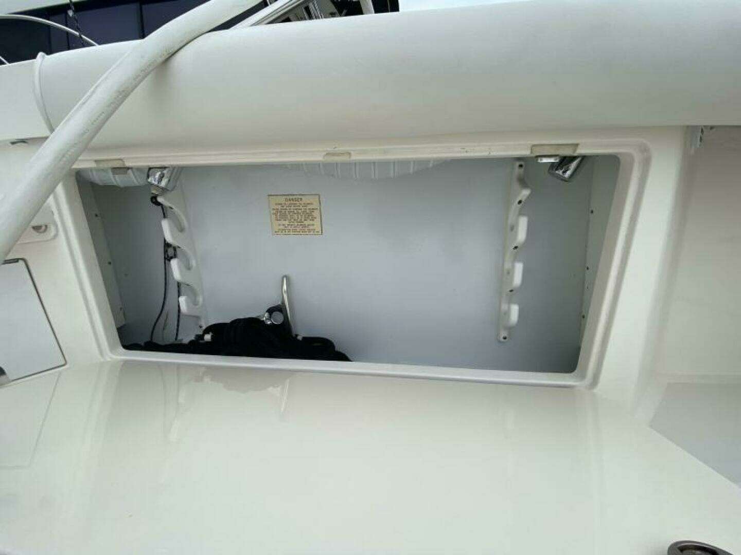 2006 Cabo 40 Express - Image 50