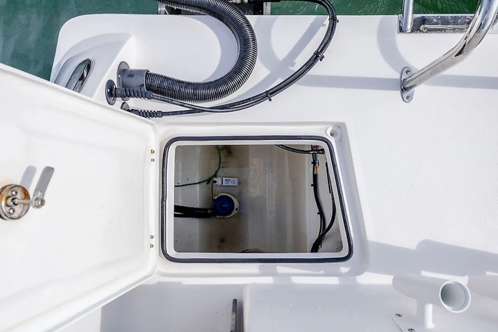 2023 Twin Vee 240 GFX - Image 18