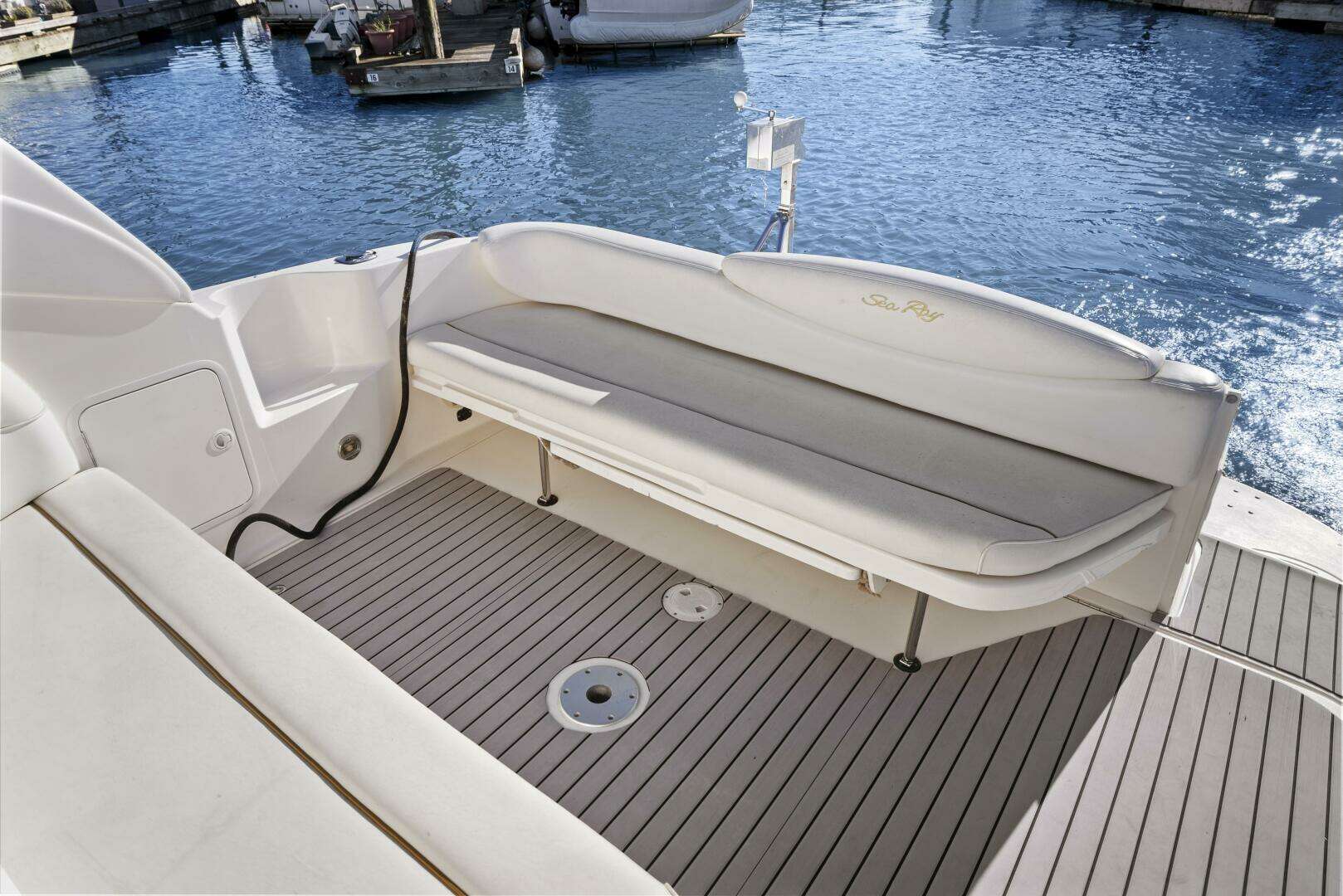 2001 Sea Ray — - Image 9