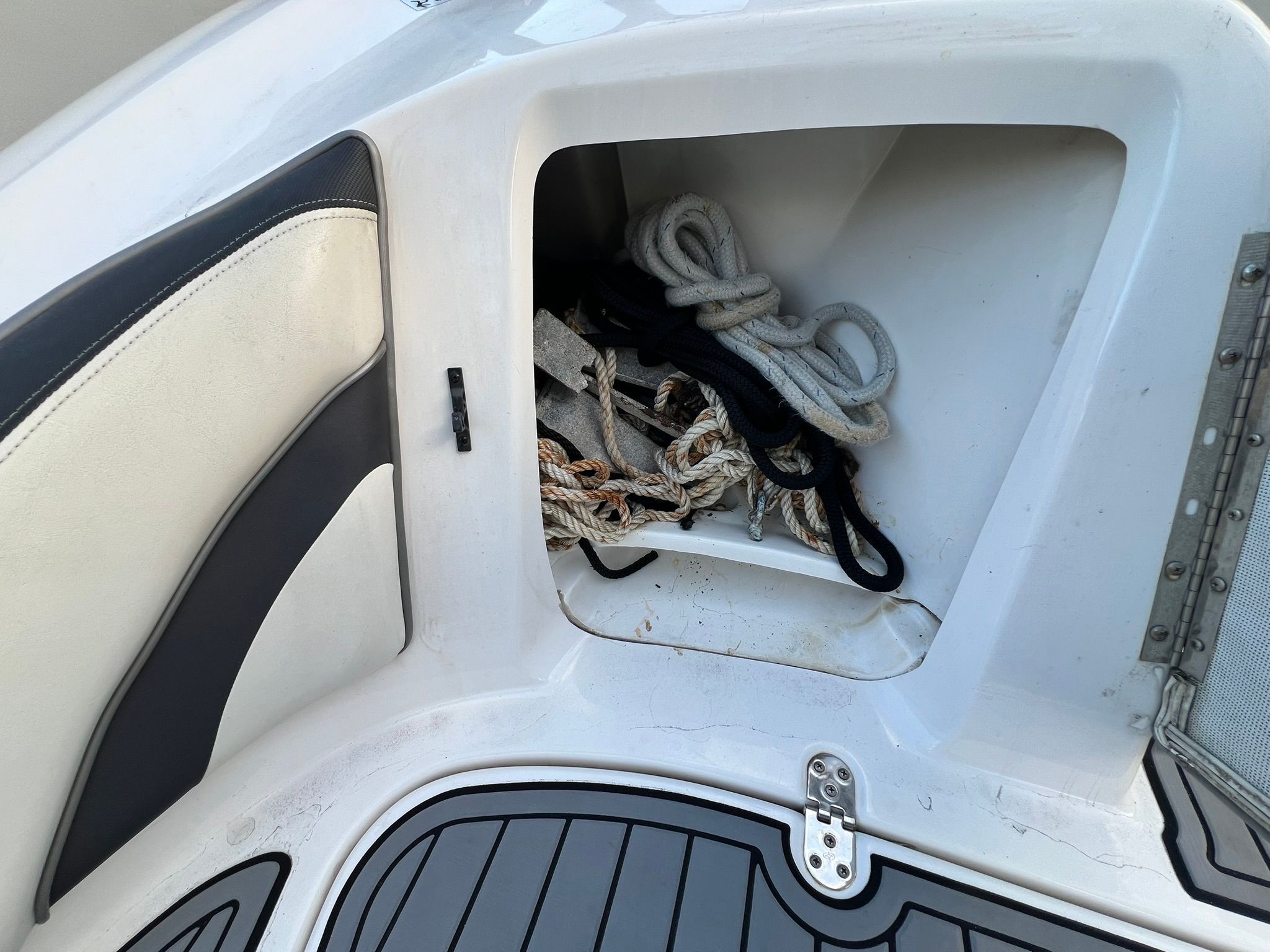 2016 Yamaha Boats AR240 - 18