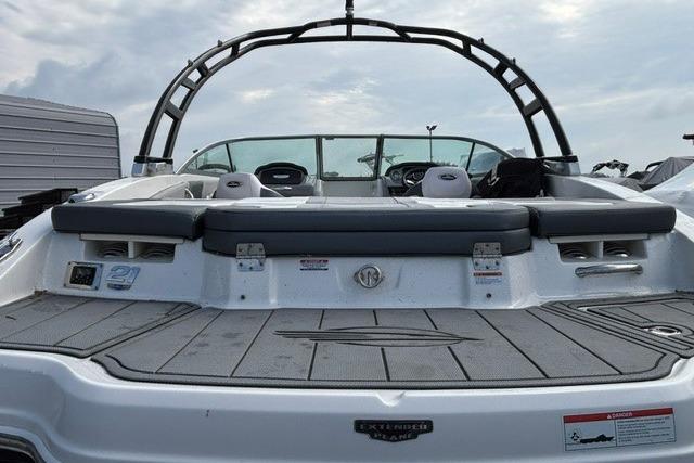 2021 Chaparral 21 SSi boat, rear view with seating and wakeboard tower.