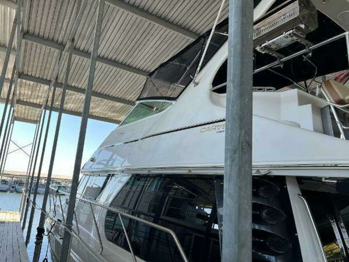 2001 Carver 450 Voyager Pilothouse - Image 8