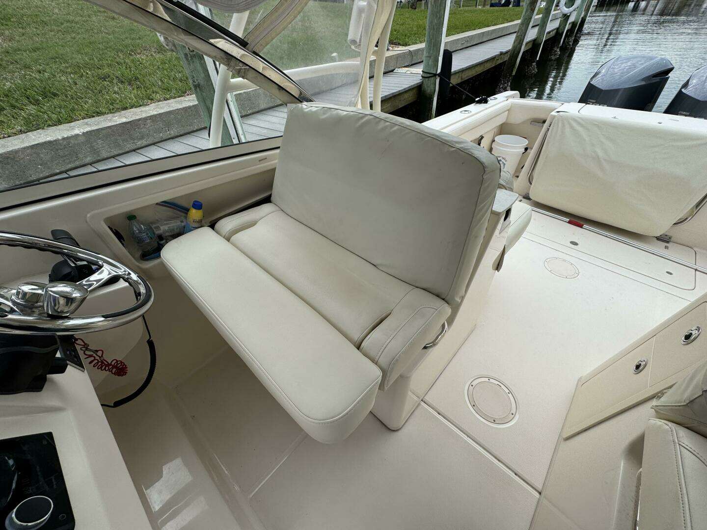 2021 Grady-White Freedom 285 - Image 25