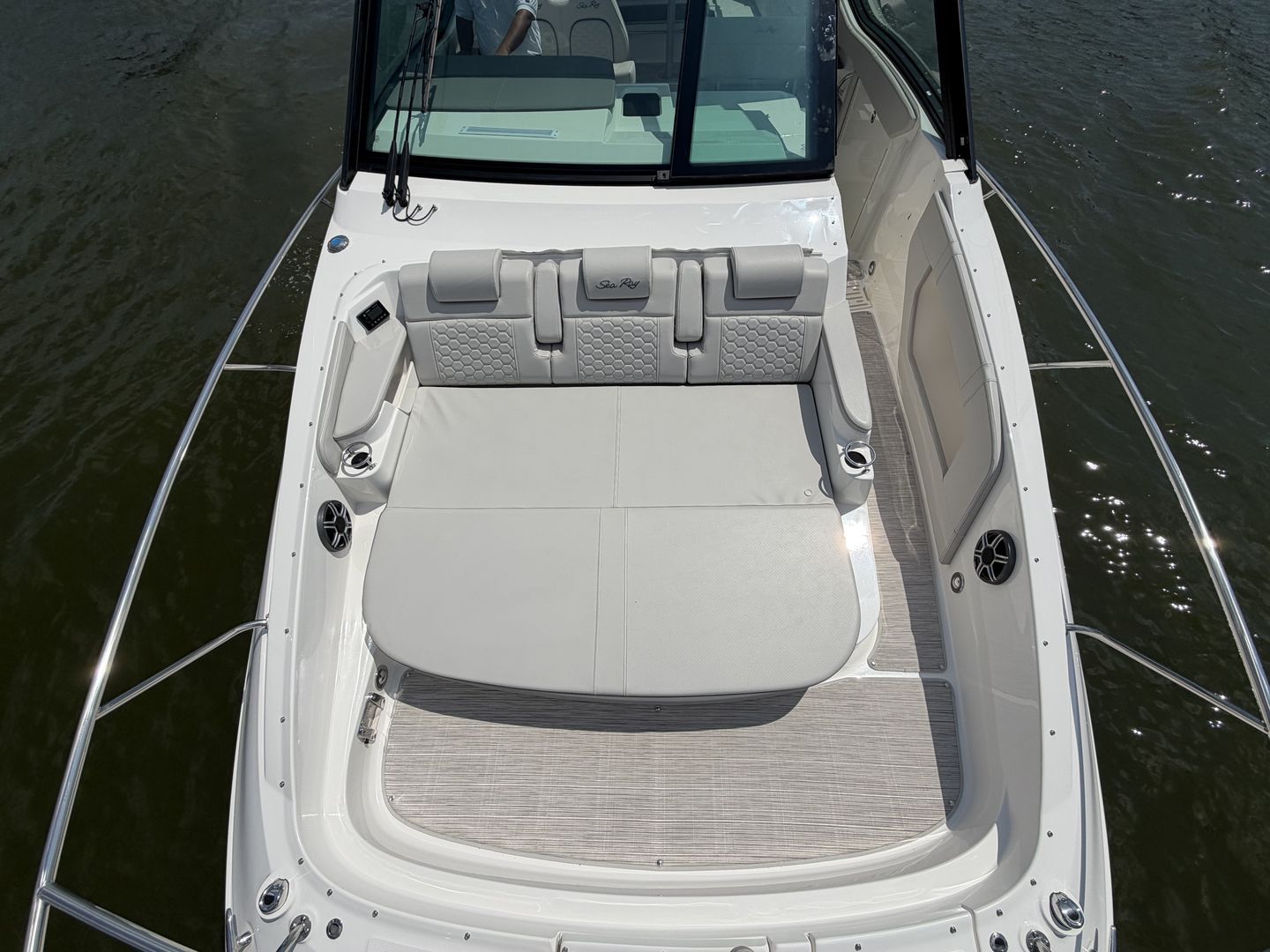 2026 Sea Ray Sundancer 320 Outboard - 69