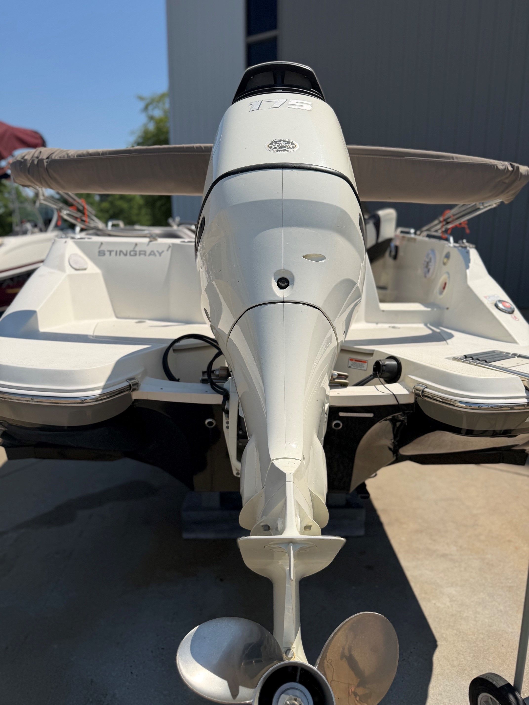 2019 Stingray 212 SC - 7